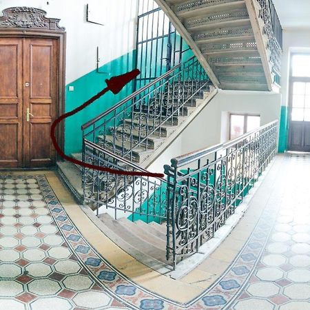 Vintage Apartment 2 Rooms With Balcony Lwów Zewnętrze zdjęcie